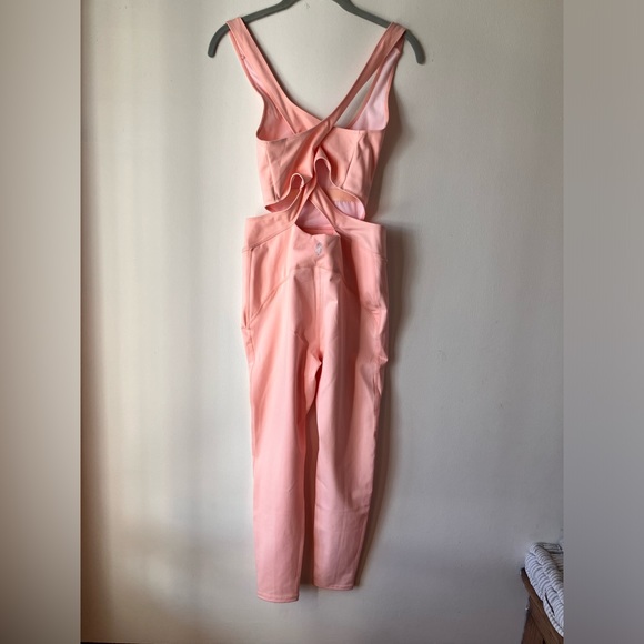 NWOT FP Movement Back It Up Cutout Crisscross Back Jumpsuit Medium - Picture 9 of 11